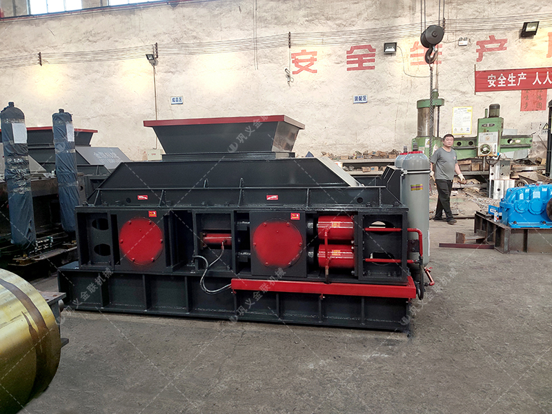 對(duì)輥制砂機(jī)在制砂過(guò)程中如何降低噪音污染？