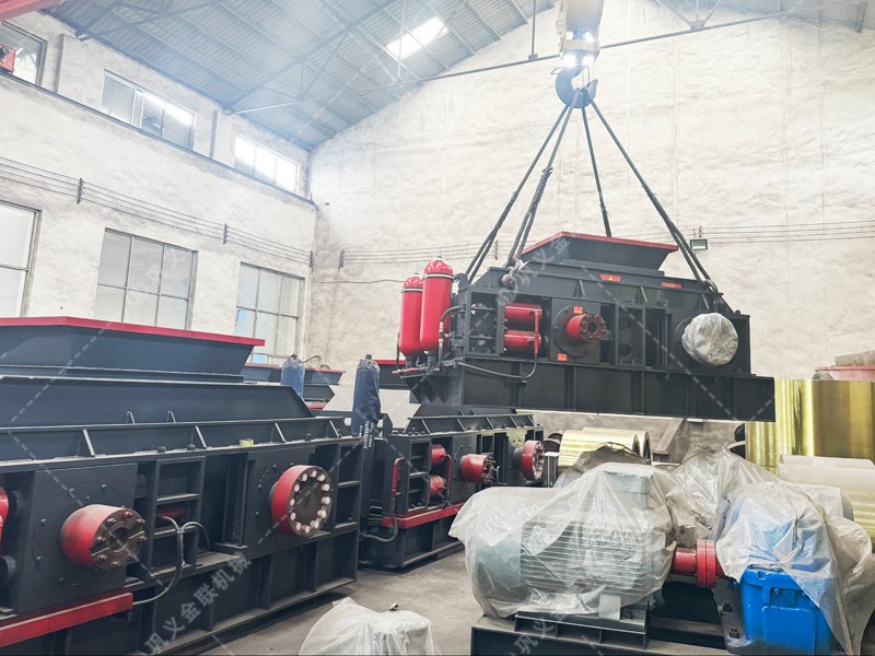 鵝卵石破碎機(jī)_鵝卵石破碎機(jī)價(jià)格,多少錢(qián),鵝卵石專用粉碎機(jī)型號(hào)/圖片/視頻