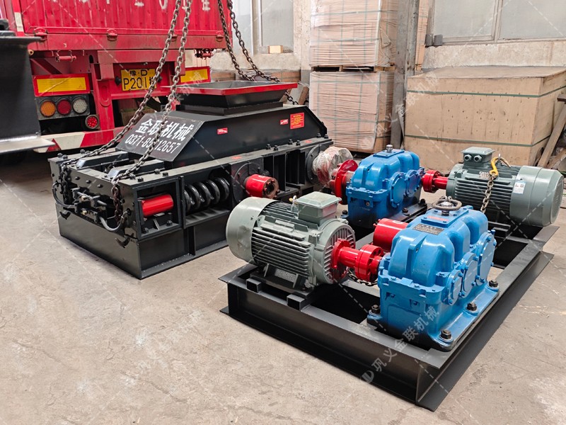 狼牙破碎機(jī)_狼牙式破碎機(jī),狼牙輥破碎機(jī)價(jià)格/多少錢(qián),狼牙破碎機(jī)視頻