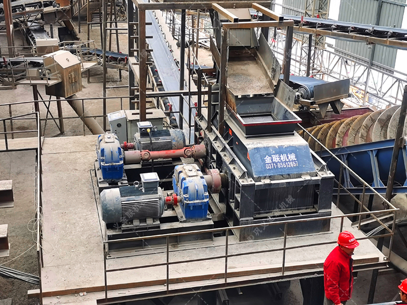 選購液壓對輥制砂機時容易被忽視的參數(shù)是什么？